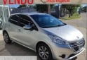Autos - Peugeot 208 2013 Nafta 140000Km - En Venta
