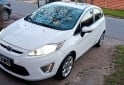 Autos - Ford Fiesta Kinetic desing 2013 Nafta 150000Km - En Venta