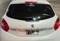 Autos - Peugeot 208 2014 Nafta 83000Km - En Venta
