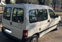 Utilitarios - Peugeot Partner 2013 GNC 222000Km - En Venta