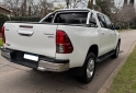 Camionetas - Toyota Hilux srv 4x2 2018 Diesel 99000Km - En Venta