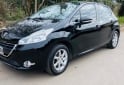 Autos - Peugeot 208 2015 GNC 125000Km - En Venta