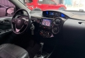 Autos - Toyota Etios Platinum 2017 Nafta 140000Km - En Venta