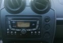 Autos - Ford Fiesta 5p ambiente Mp3 2008 Nafta 204000Km - En Venta