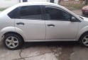 Autos - Ford Fiesta Max 2007 Nafta 93000Km - En Venta