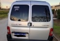 Autos - Peugeot Partner confort furgon 2018 Diesel 117000Km - En Venta