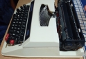 Hogar - Vendo m�quina de escribir. Escucho oferta - En Venta
