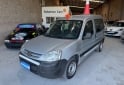 Utilitarios - Peugeot PARTNER FURGON MIXTA 2014 Diesel 240000Km - En Venta