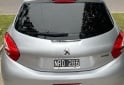 Autos - Peugeot 208 feline 2014 Nafta 83600Km - En Venta