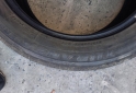 Accesorios para Autos - Vendo dos neumáticos Brigestone. 215 55 17 - En Venta