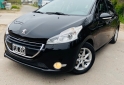 Autos - Peugeot 208 2015 GNC 126000Km - En Venta
