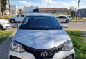 Autos - Toyota ETIOS 2017 Nafta 77000Km - En Venta