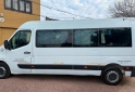 Utilitarios - Renault Master minibus 2018 Diesel 322000Km - En Venta