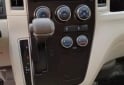 Utilitarios - Toyota Hiace Conmuter 2024 Diesel 75000Km - En Venta