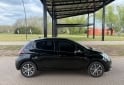 Autos - Peugeot 208 2016 Nafta 130000Km - En Venta