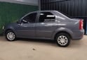 Autos - Renault Logan 2010 Nafta 180000Km - En Venta