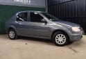 Autos - Renault Logan 2010 Nafta 180000Km - En Venta
