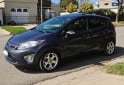Autos - Ford Fiesta Kinetic Titanium 2013 Nafta 105000Km - En Venta