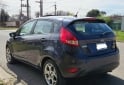 Autos - Ford Fiesta Kinetic Titanium 2013 Nafta 105000Km - En Venta