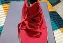 Indumentaria - Zapatillas tipo botitas - En Venta