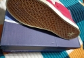 Indumentaria - Zapatillas tipo botitas - En Venta