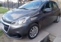 Autos - Peugeot 208 2018 Nafta 141400Km - En Venta