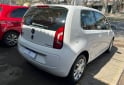 Autos - Volkswagen Up Highline 2014 Nafta 100000Km - En Venta