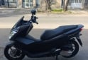 Motos - Honda Pcx 150 cc 2017 Nafta 13900Km - En Venta