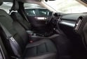 Camionetas - Volvo XC40 T4 FWD MOMENTUN 2022 Nafta 33000Km - En Venta