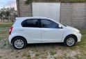 Autos - Toyota Etios 2015 Nafta 155000Km - En Venta