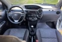 Autos - Toyota Etios 2015 Nafta 155000Km - En Venta