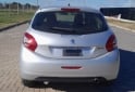 Autos - Peugeot 208 allure 2013 Nafta 126000Km - En Venta