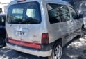 Utilitarios - Citroen Berlingo 2005 Nafta 180000Km - En Venta
