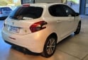 Autos - Peugeot 208 felline 2017 Nafta 80778Km - En Venta