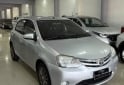 Autos - Toyota ETIOS 2014 Nafta 142000Km - En Venta