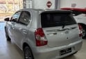 Autos - Toyota ETIOS 2014 Nafta 142000Km - En Venta