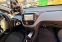 Autos - Peugeot 208 allure 2013 Nafta 95000Km - En Venta