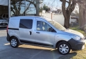 Utilitarios - Renault Kangoo zen 1.6 2022 GNC 127000Km - En Venta