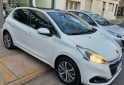 Autos - Peugeot 208 2017 Nafta 110000Km - En Venta