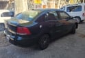 Autos - Volkswagen Voyage 2010 GNC 180000Km - En Venta