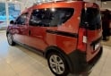 Autos - Renault Kangoo Stepway 2022 Diesel 70000Km - En Venta