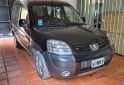 Utilitarios - Peugeot Partner patagonica 2015 Diesel 135000Km - En Venta