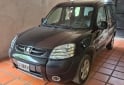 Utilitarios - Peugeot Partner patagonica 2015 Diesel 135000Km - En Venta