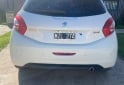 Autos - Peugeot 208 2013 Nafta 125000Km - En Venta