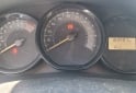 Autos - Renault Logan 2015 GNC 163500Km - En Venta