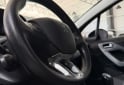 Autos - Peugeot 208 Allure Touchscreen 2016 Nafta 131100Km - En Venta
