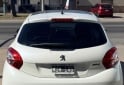 Autos - Peugeot 208 2013 Nafta 137000Km - En Venta