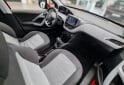 Autos - Peugeot 208 2014 Nafta 100000Km - En Venta