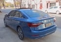 Autos - Volkswagen Vento Highline 2021 Nafta 84000Km - En Venta