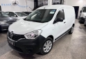 Utilitarios - Renault Kangoo confort furgon 2022 Nafta 65000Km - En Venta